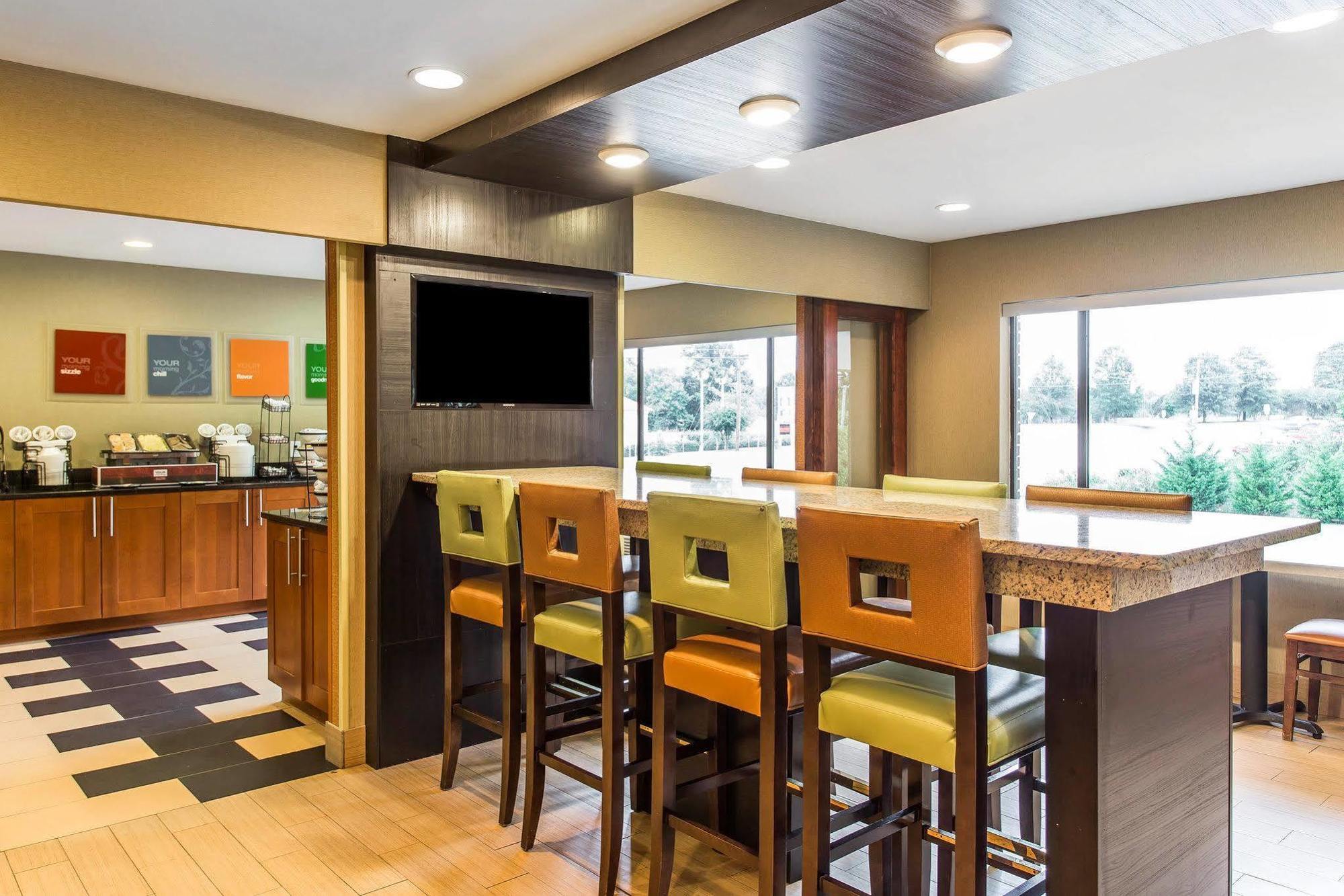 Quality Inn Lincolnton Bagian luar foto