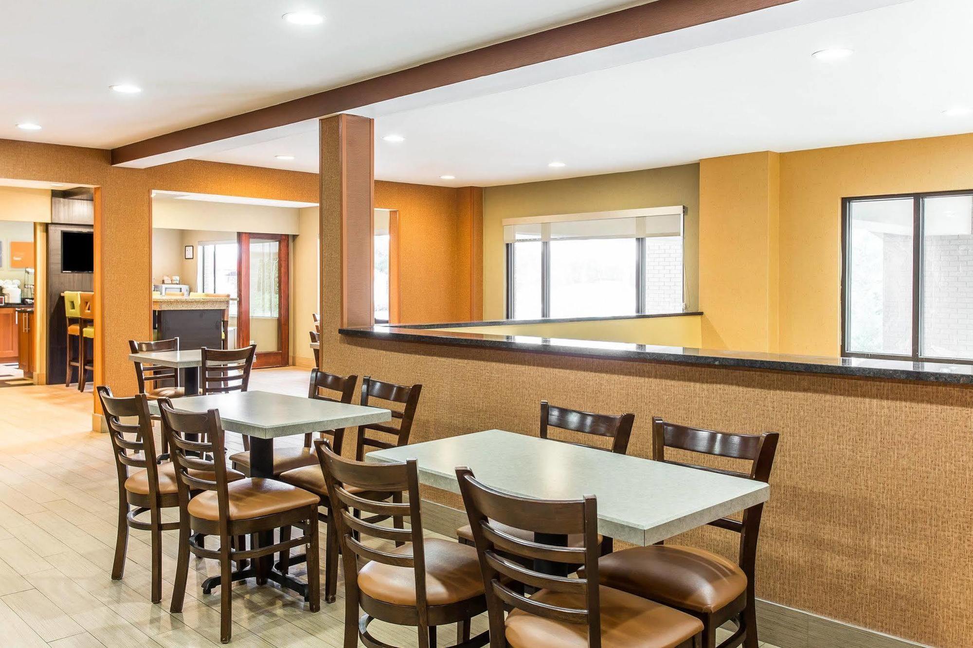 Quality Inn Lincolnton Bagian luar foto
