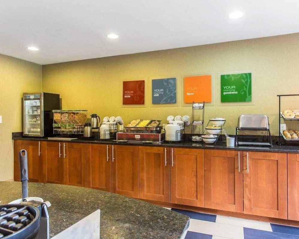 Quality Inn Lincolnton Bagian luar foto