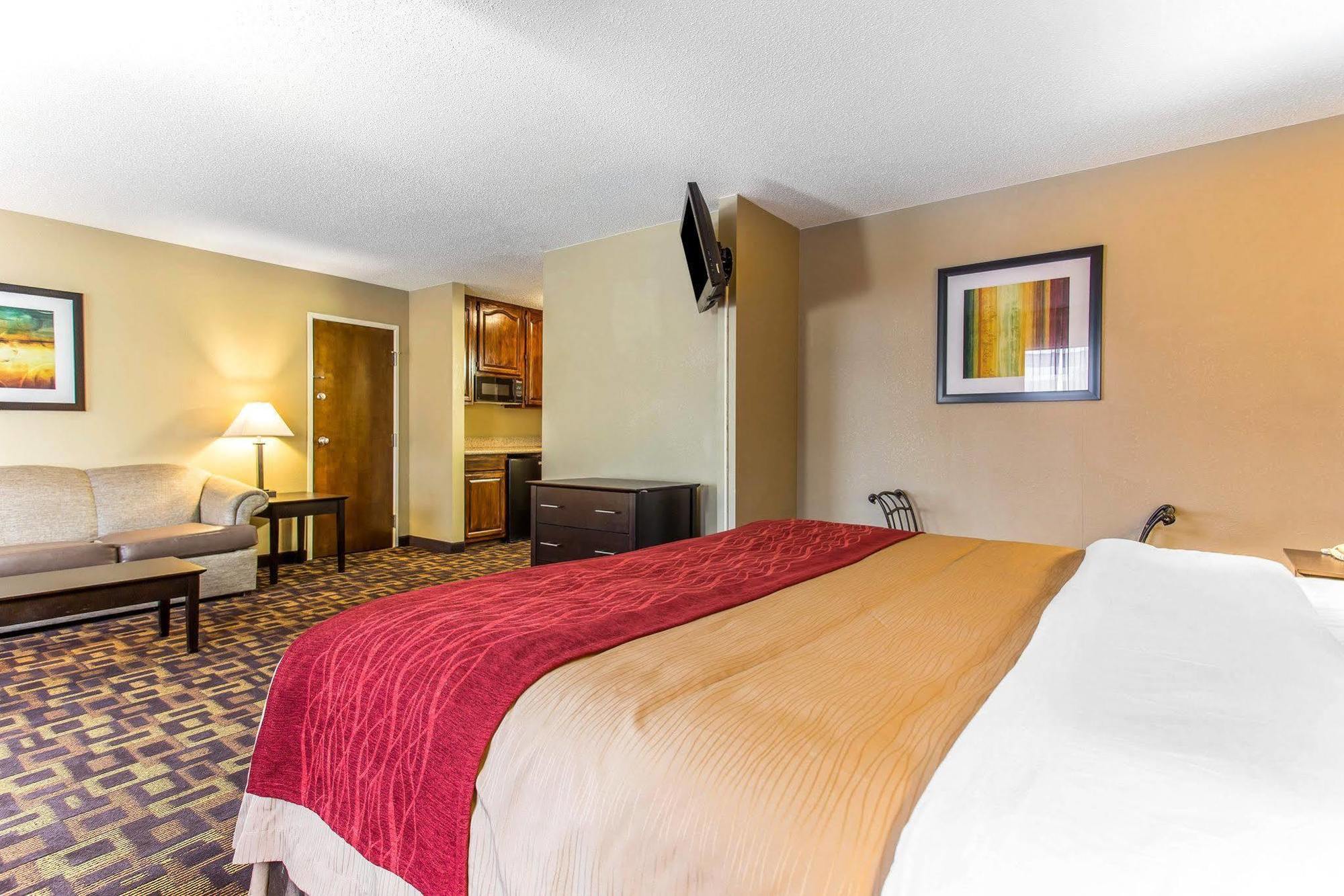 Quality Inn Lincolnton Bagian luar foto