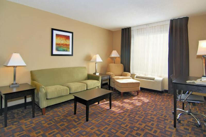 Quality Inn Lincolnton Bagian luar foto